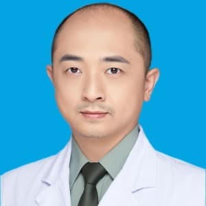 He Haowei, Jinling Hospital